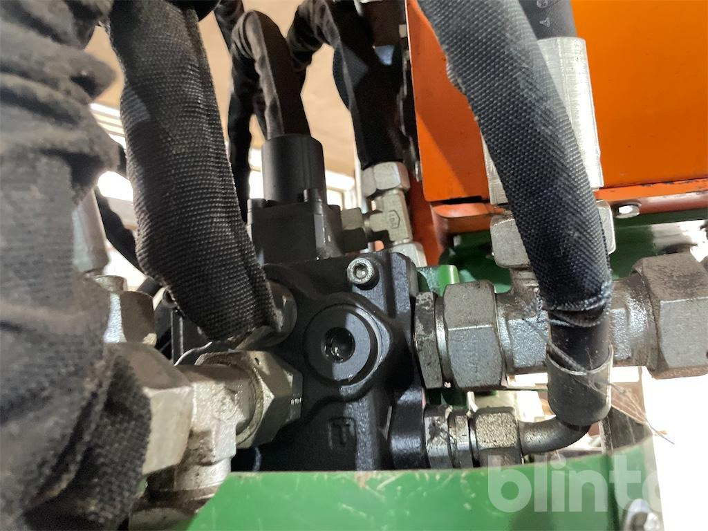 Malkas skaldītājs Posch Hydo Combi 24 (2012): foto 34 Malkas skaldītājs Posch Hydo Combi 24 (2012): foto 34