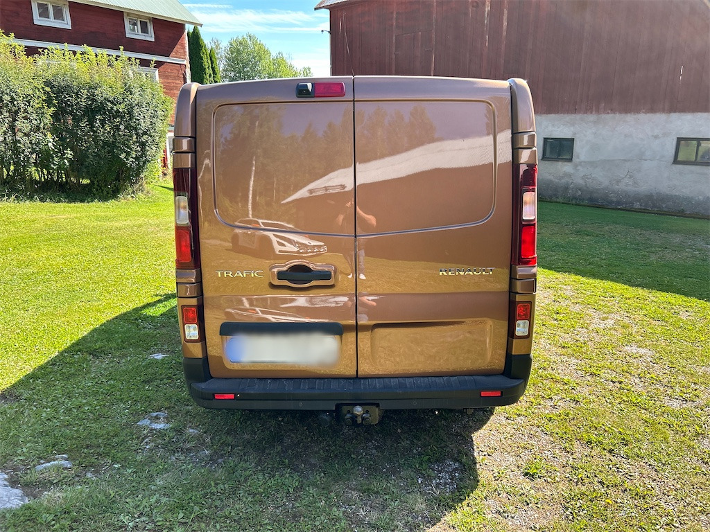RENAULT TRAFIC KOMBI - Kravas-pasažieru furgons: foto 4 RENAULT TRAFIC KOMBI - Kravas-pasažieru furgons: foto 4