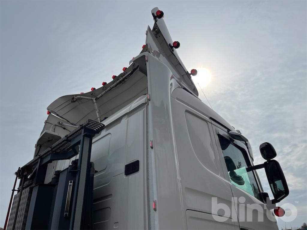 Pacēlājs ar āķi SCANIA 520: foto 17
