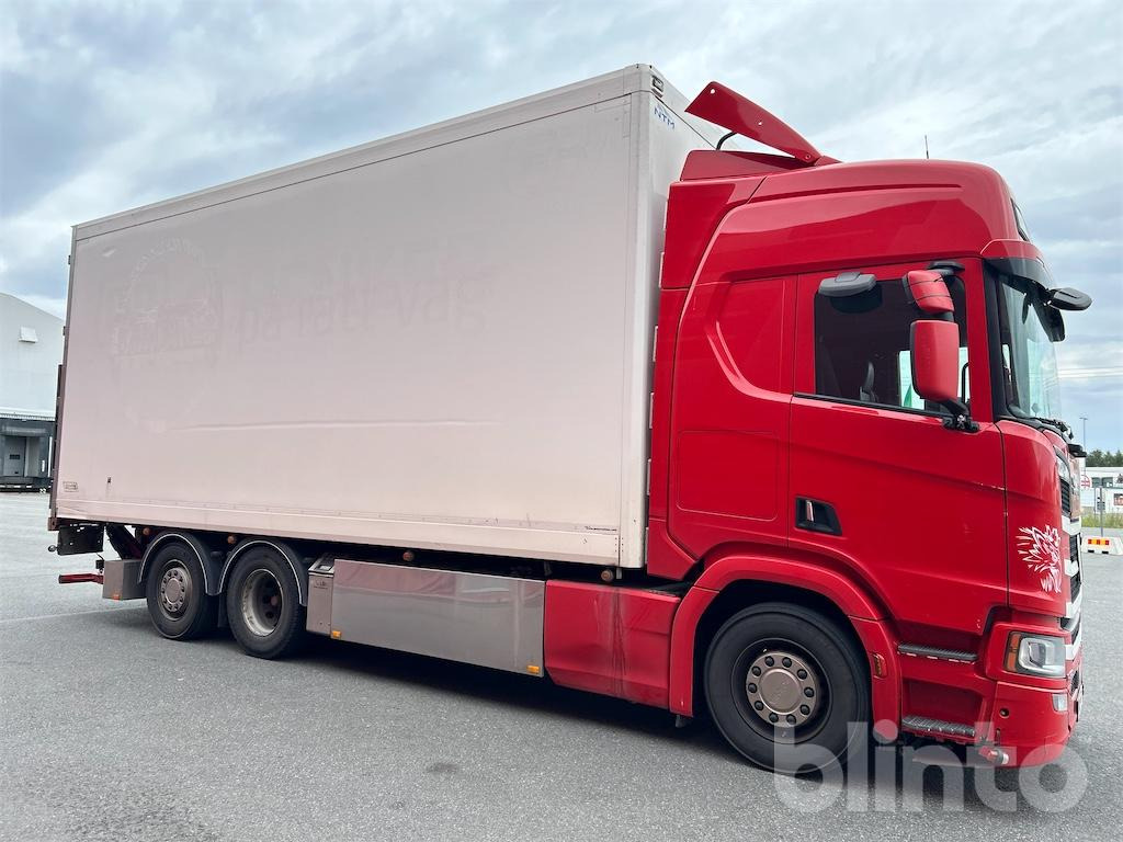 SCANIA R520B6X2*4NB - Kravas automašīna refrižerators: foto 2 SCANIA R520B6X2*4NB - Kravas automašīna refrižerators: foto 2