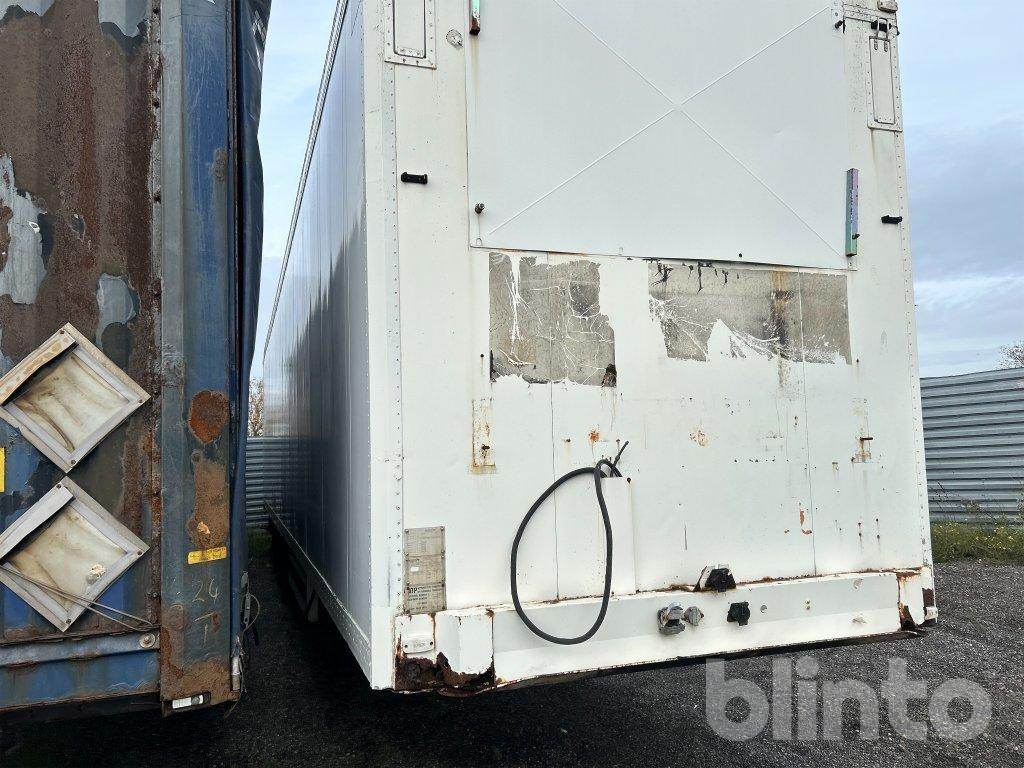 SCHMITZ SKO 24 - Puspiekabe slēgtā virsbūve: foto 3 SCHMITZ SKO 24 - Puspiekabe slēgtā virsbūve: foto 3
