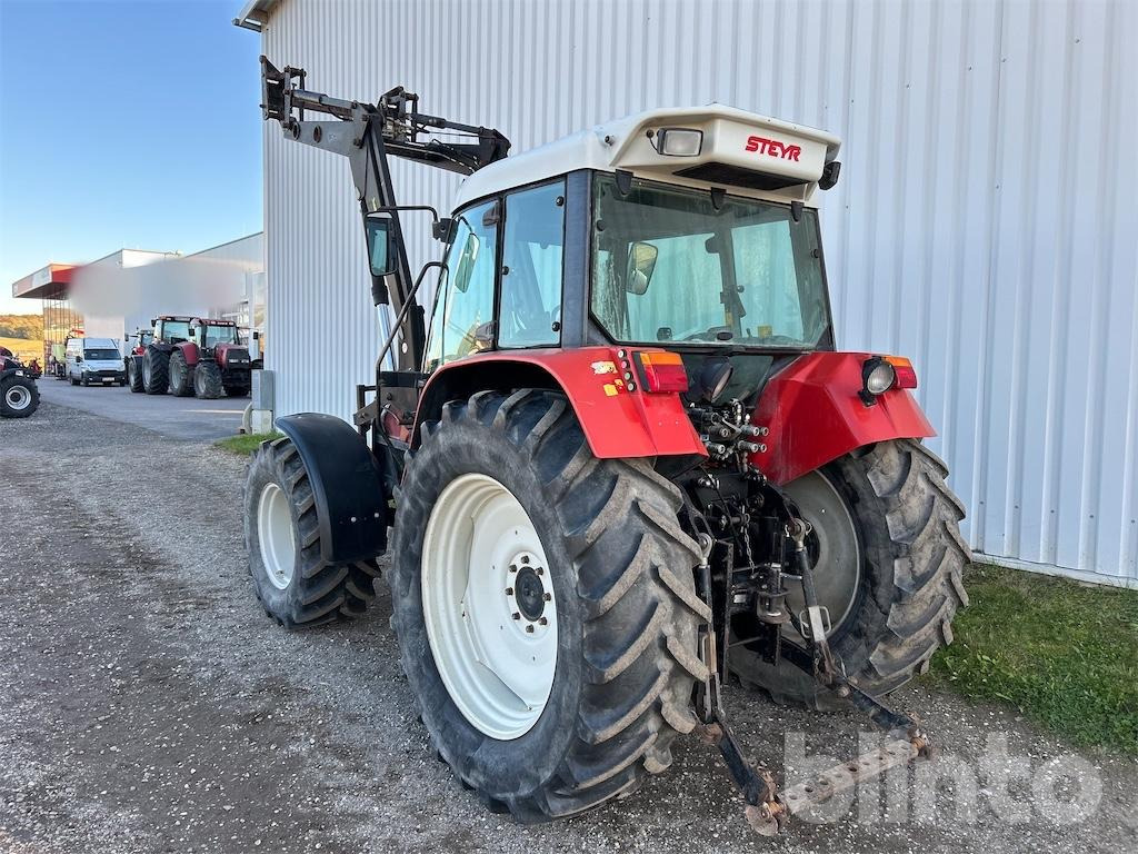 Steyr 9094 mit Hauer Frontlader - Traktors: foto 3 Steyr 9094 mit Hauer Frontlader - Traktors: foto 3