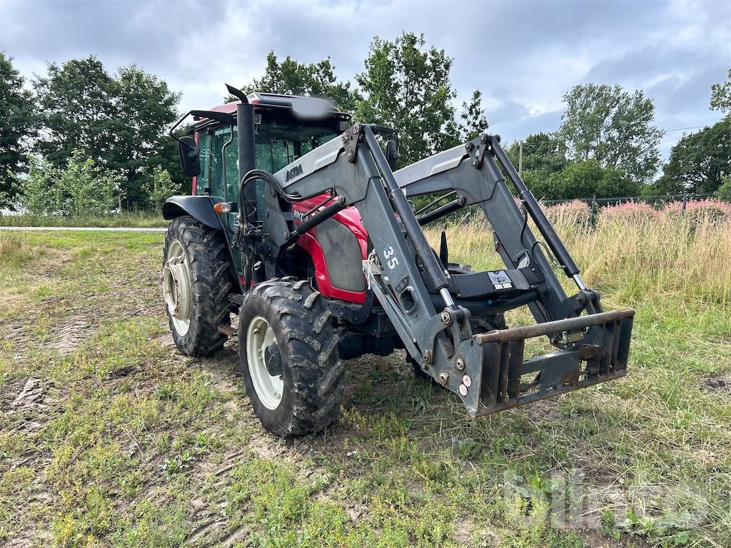 VALTRA A-SERIES A72 - Lastare - 4 Redskap - Traktors: foto 4 VALTRA A-SERIES A72 - Lastare - 4 Redskap - Traktors: foto 4