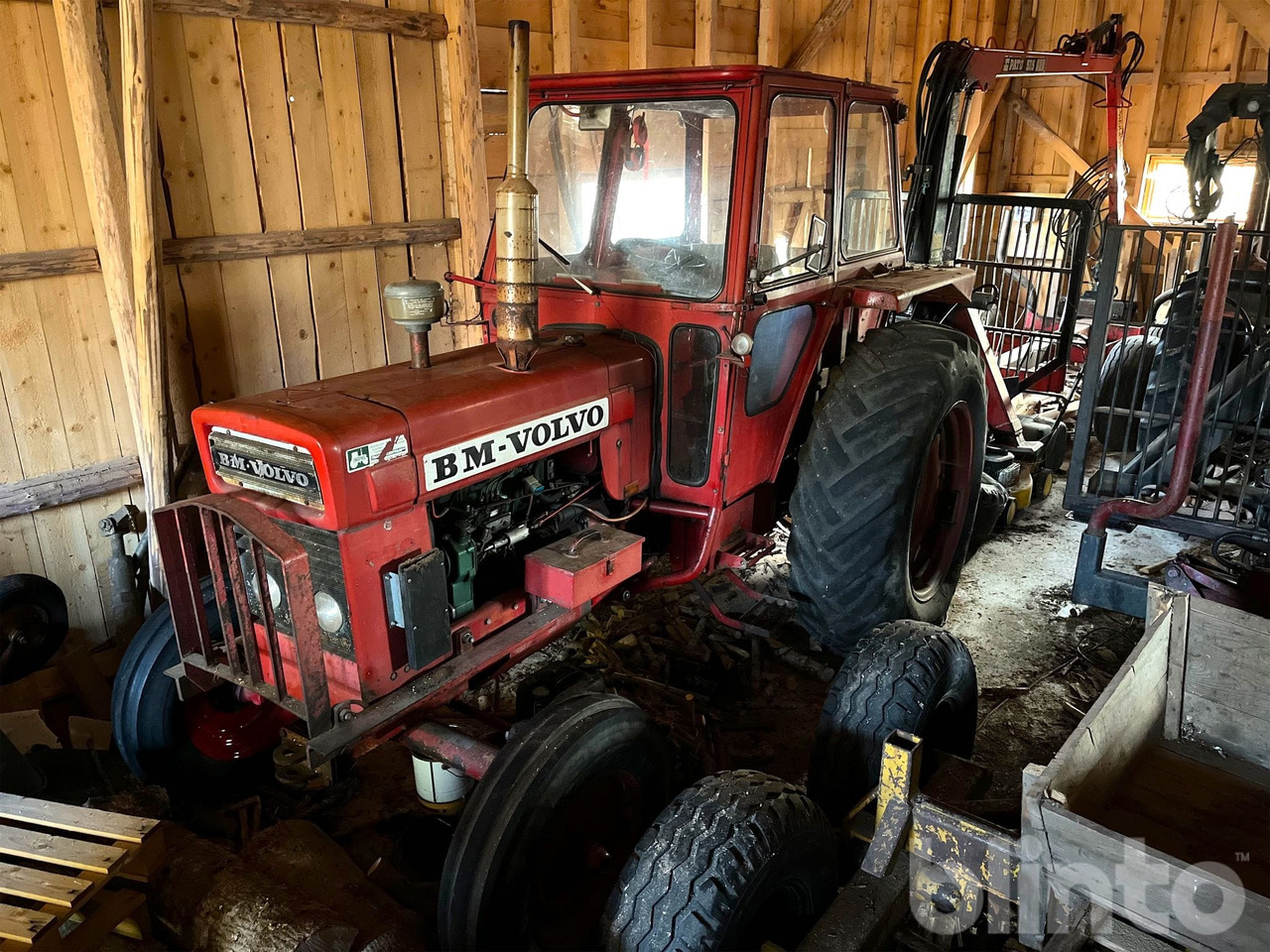 VOLVO BM T 650 - Traktors: foto 1 VOLVO BM T 650 - Traktors: foto 1