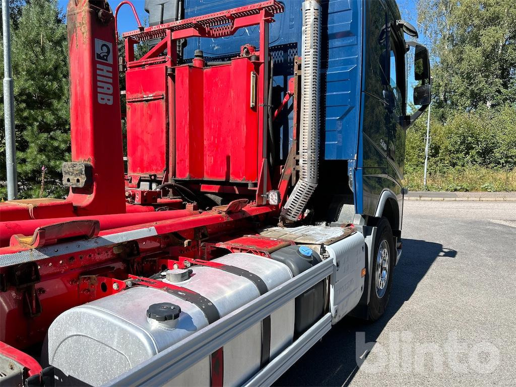 VOLVO FH 6*2 - Pacēlājs ar āķi: foto 5 VOLVO FH 6*2 - Pacēlājs ar āķi: foto 5