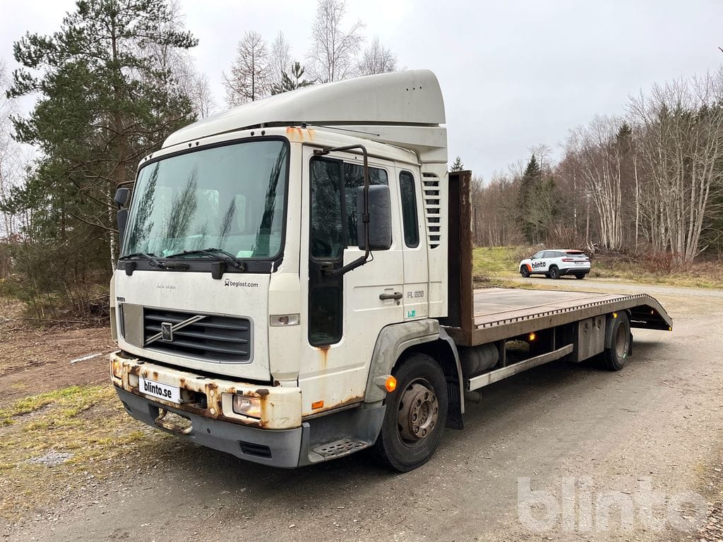 VOLVO FL6 H - Auto evakuators: foto 1 VOLVO FL6 H - Auto evakuators: foto 1