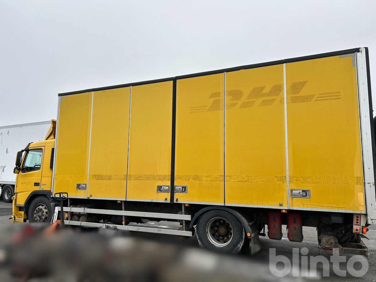 VOLVO FM 330 4X2 - Kravas automašīna ar slēgto virsbūvi: foto 5 VOLVO FM 330 4X2 - Kravas automašīna ar slēgto virsbūvi: foto 5