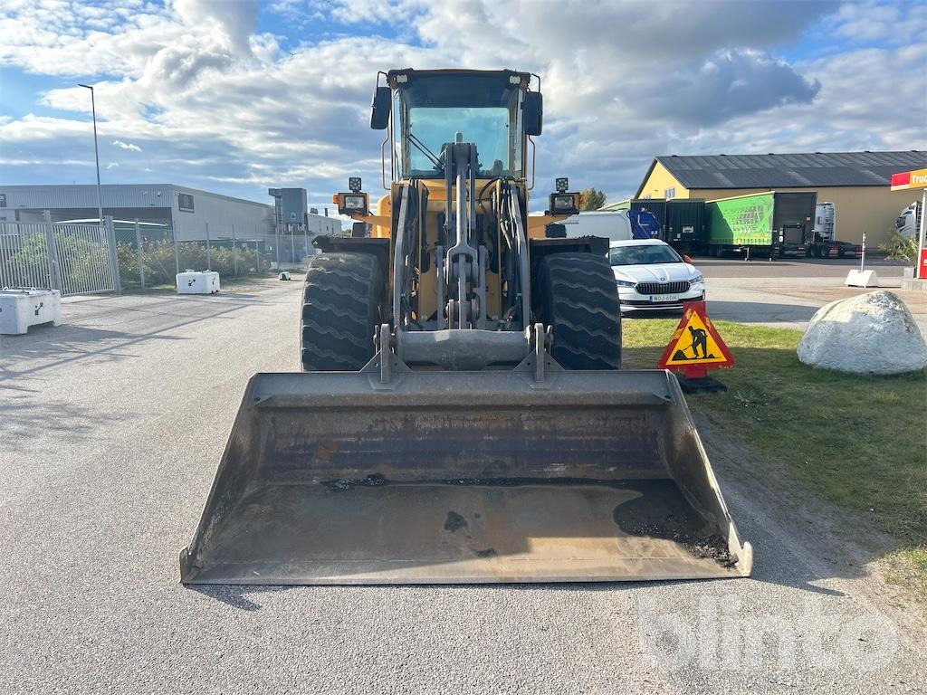 VOLVO L90D - Riteņu iekrāvējs: foto 3 VOLVO L90D - Riteņu iekrāvējs: foto 3