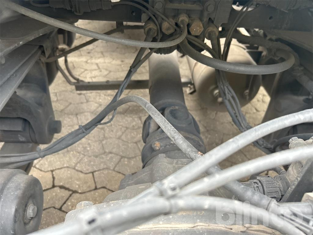Vilcējs Ford F-Max 500 mit Retarder: foto 30 Vilcējs Ford F-Max 500 mit Retarder: foto 30