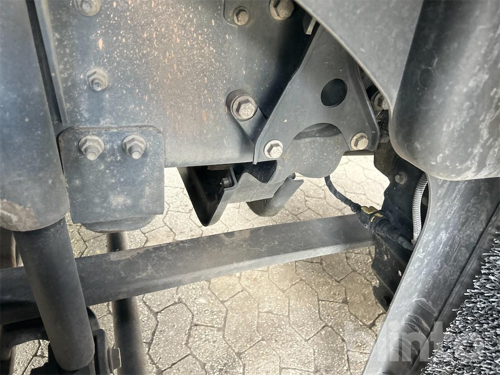 Vilcējs Ford F-Max 500 mit Retarder: foto 40 Vilcējs Ford F-Max 500 mit Retarder: foto 40