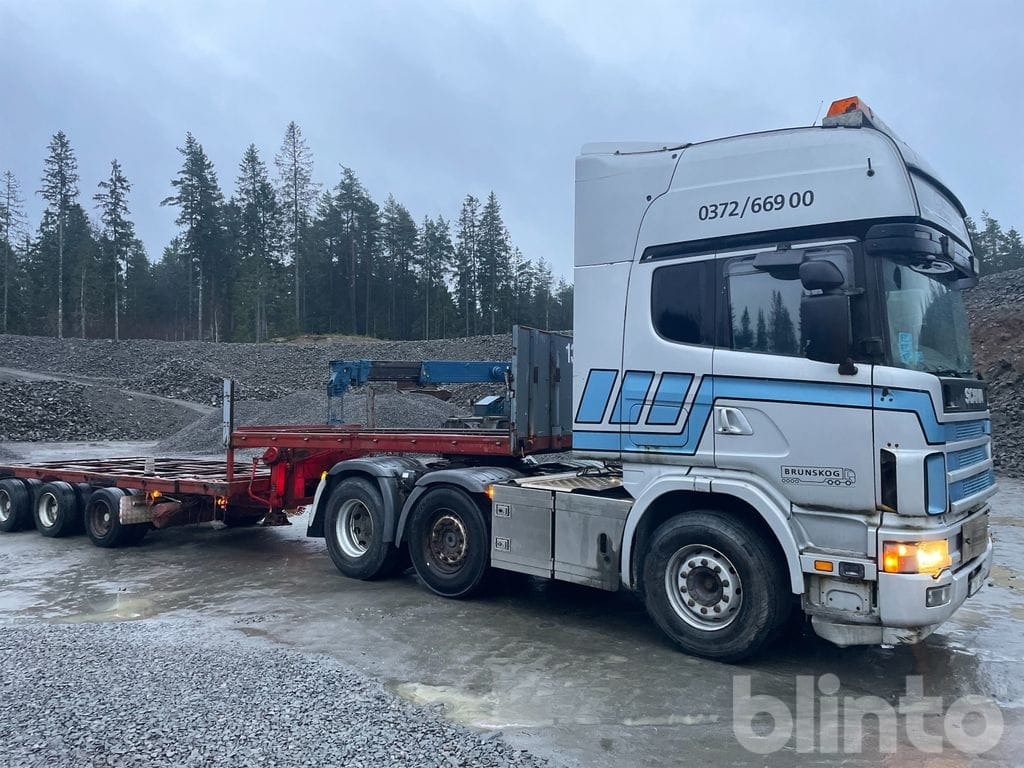SCANIA R124LA6X2/4 NA med trailer - Vilcējs, Bortu puspiekabe/ Platforma: foto 2 SCANIA R124LA6X2/4 NA med trailer - Vilcējs, Bortu puspiekabe/ Platforma: foto 2