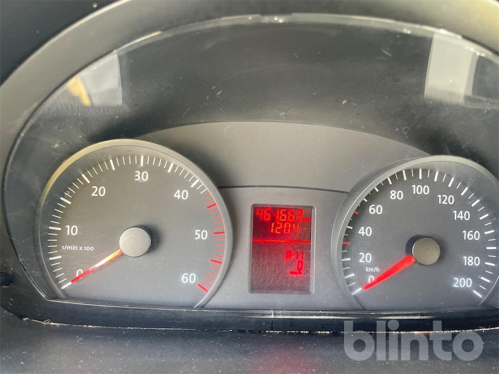 Volkswagen Crafter - Tirdzniecības kravas automašīna: foto 5 Volkswagen Crafter - Tirdzniecības kravas automašīna: foto 5