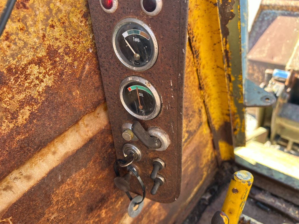 Riteņu iekrāvējs Volvo BM 218: foto 27