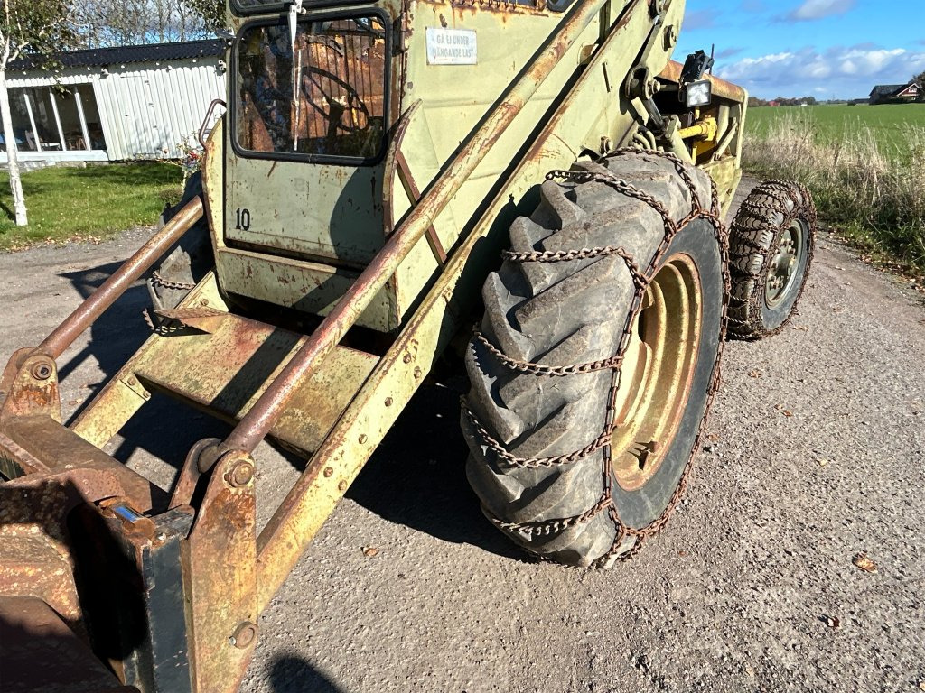 Riteņu iekrāvējs Volvo BM 218: foto 10