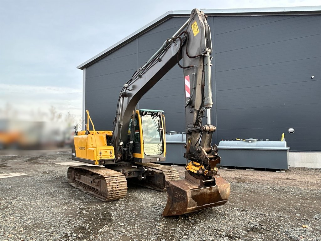 Volvo EC140BLC - Kāpurķēžu ekskavators: foto 3 Volvo EC140BLC - Kāpurķēžu ekskavators: foto 3