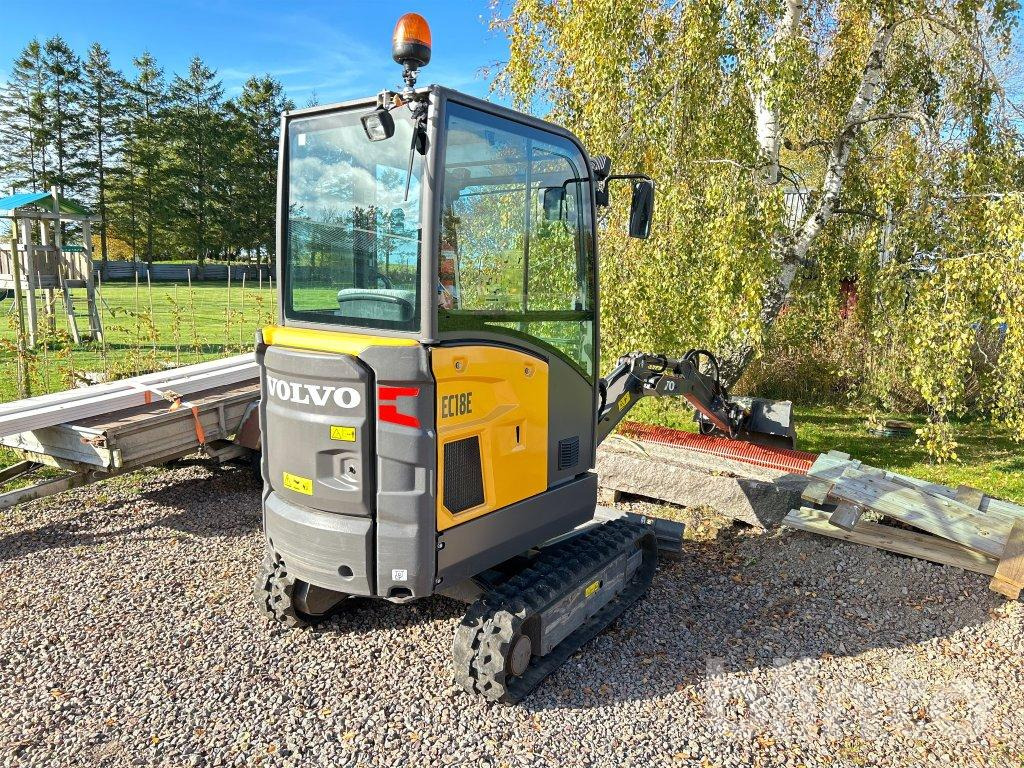 Volvo EC18 E - Mini-ekskavators: foto 1 Volvo EC18 E - Mini-ekskavators: foto 1