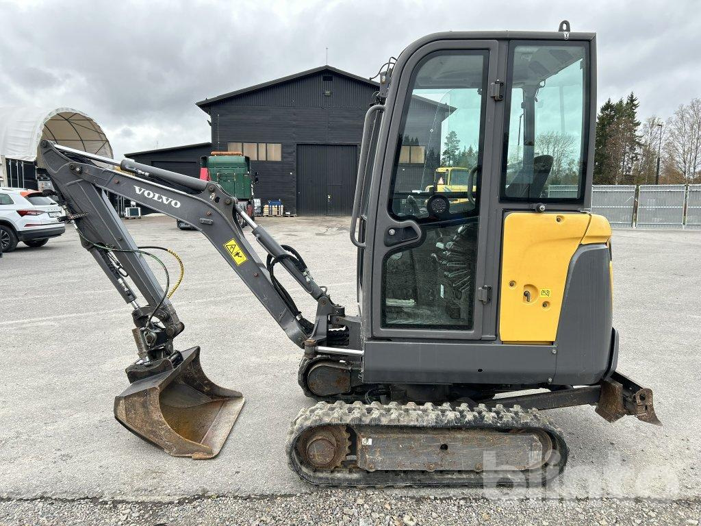 Volvo EC18D - Mini-ekskavators: foto 4 Volvo EC18D - Mini-ekskavators: foto 4