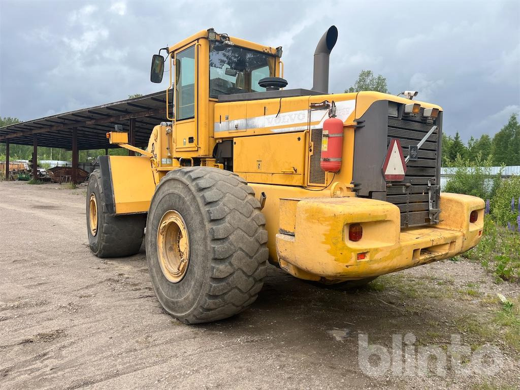Riteņu iekrāvējs Volvo L220D: foto 7