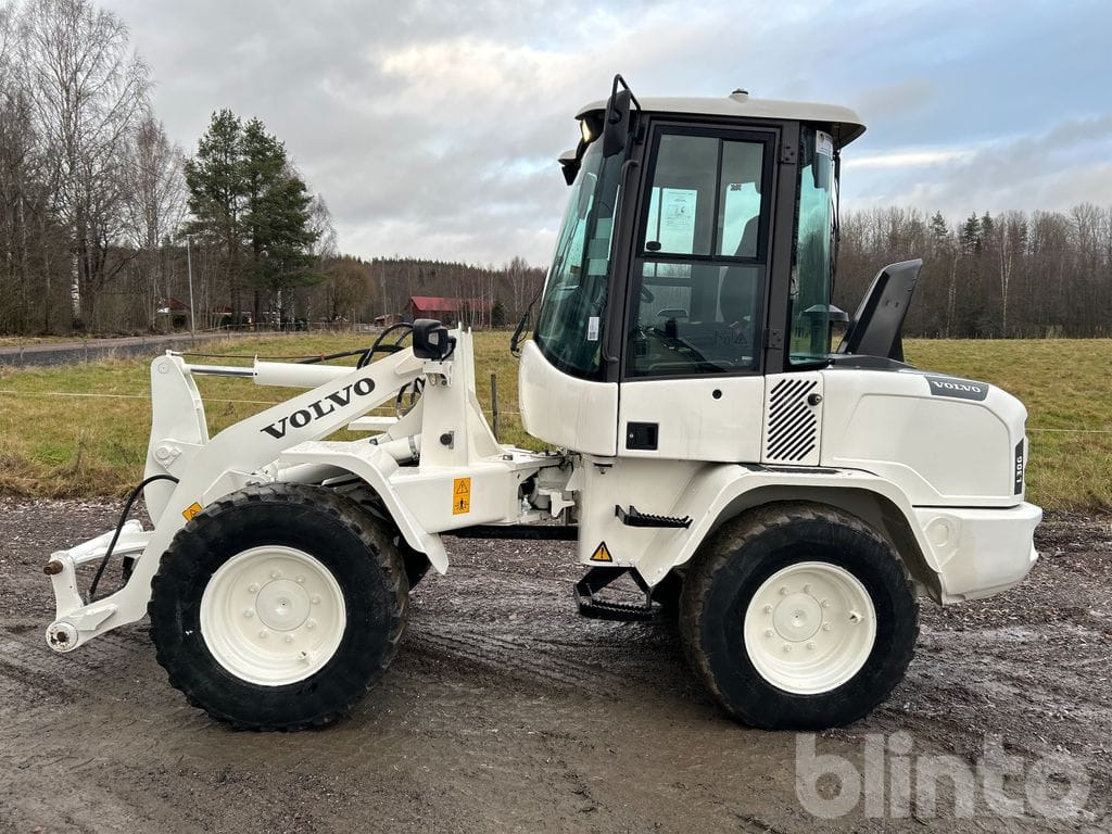 Volvo L30G - Riteņu iekrāvējs: foto 4 Volvo L30G - Riteņu iekrāvējs: foto 4