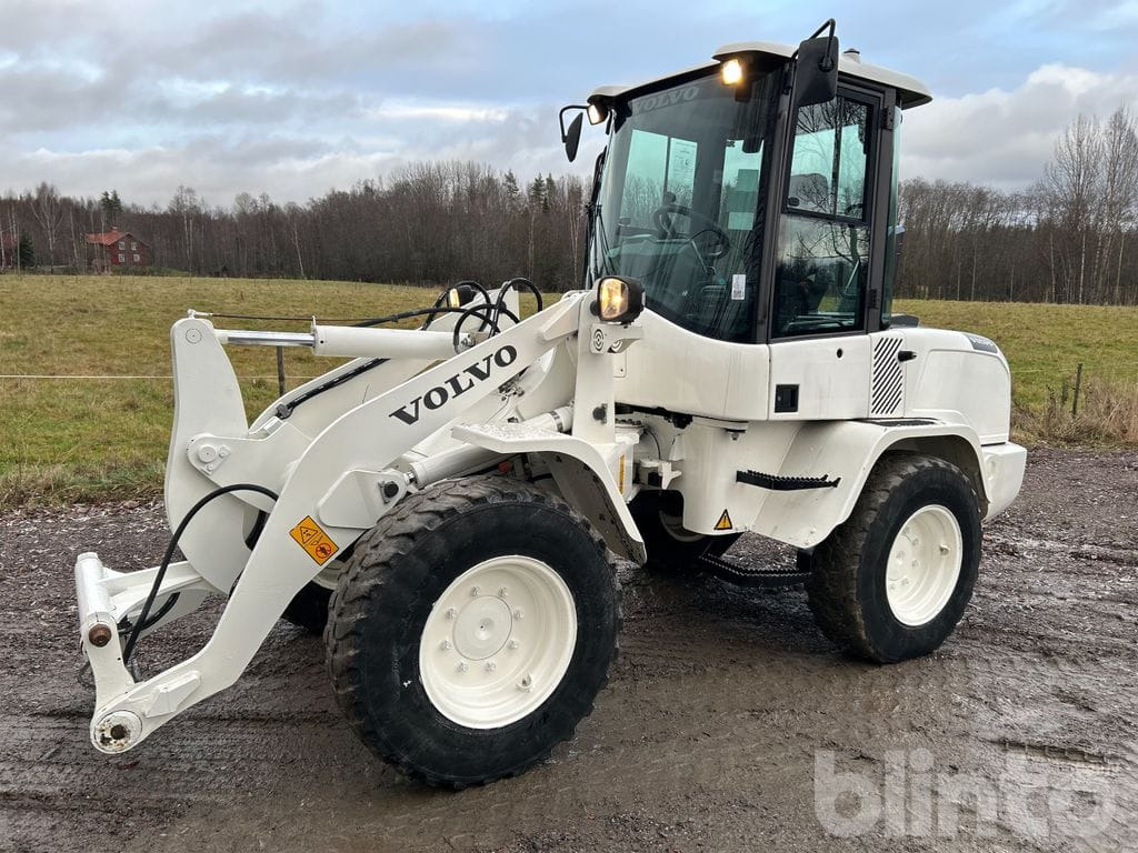 Volvo L30G - Riteņu iekrāvējs: foto 3 Volvo L30G - Riteņu iekrāvējs: foto 3