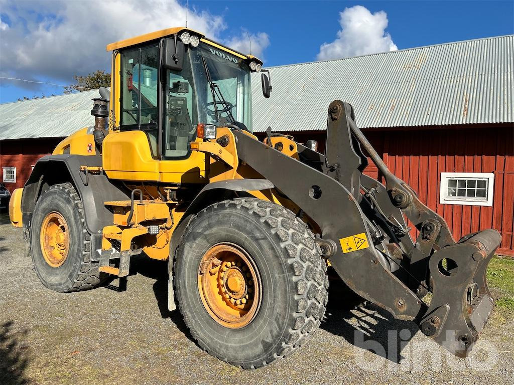 Volvo L90G - Riteņu iekrāvējs: foto 1 Volvo L90G - Riteņu iekrāvējs: foto 1