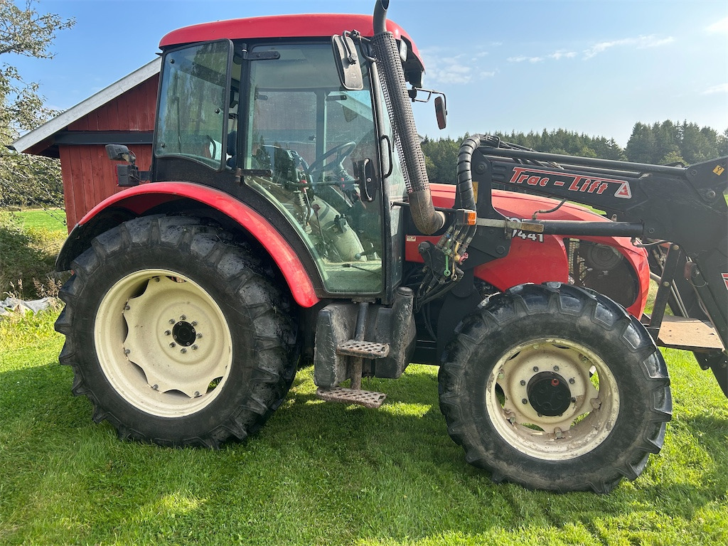ZETOR 7441 med lastare - Traktors: foto 5 ZETOR 7441 med lastare - Traktors: foto 5