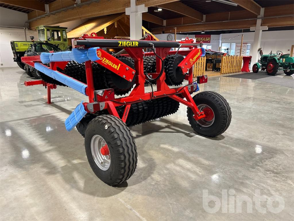 Ziegler 8 m (Prismen) (2025) - Lauka veltnis: foto 4 Ziegler 8 m (Prismen) (2025) - Lauka veltnis: foto 4