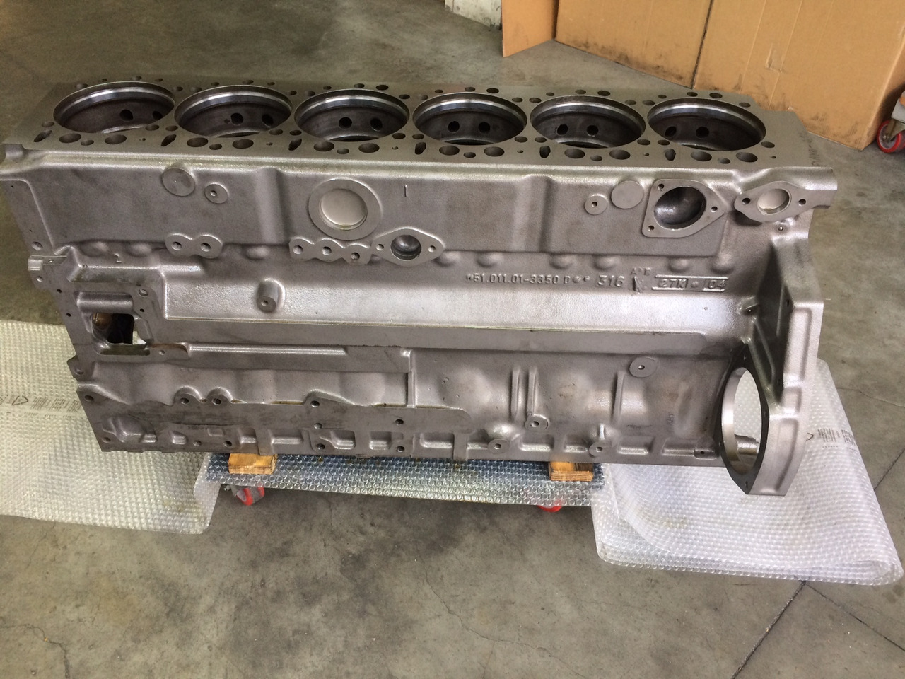 BASAMENTO MAN D2866 / D2876 / E2866 / E2876 - F2000 / BUS / INDUSTRIALI - Karteris - Autobuss: foto 2 BASAMENTO MAN D2866 / D2876 / E2866 / E2876 - F2000 / BUS / INDUSTRIALI - Karteris - Autobuss: foto 2