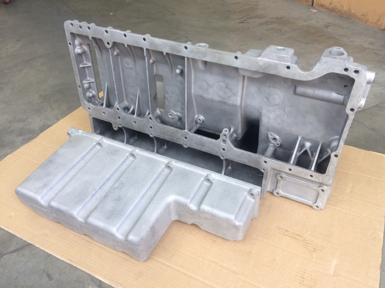 COPPA OLIO MAN 51058015648 - MOTORE D0836LUH01 / D0836LUH02 - Eļļas panna: foto 2 COPPA OLIO MAN 51058015648 - MOTORE D0836LUH01 / D0836LUH02 - Eļļas panna: foto 2