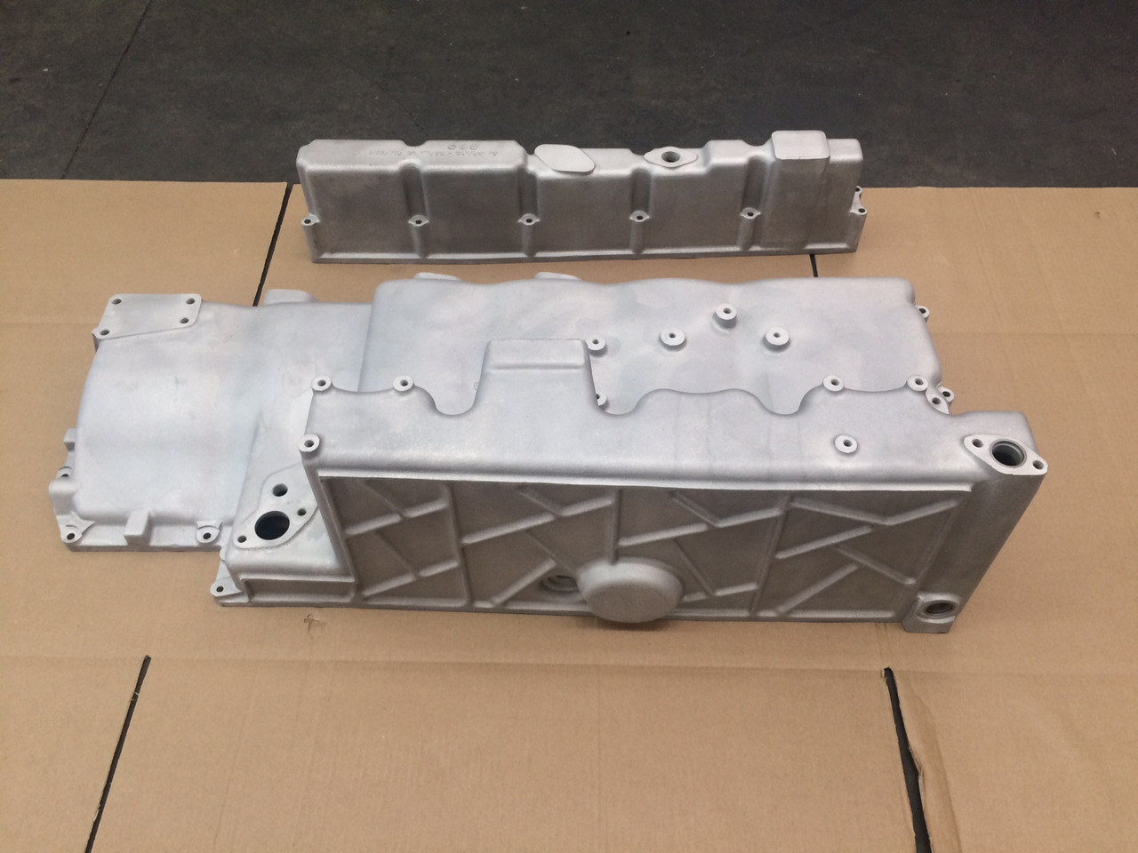 Eļļas panna COPPA OLIO MAN 51058015690 + COPERCHIO COPPA OLIO MAN 51058200086: foto 7 Eļļas panna COPPA OLIO MAN 51058015690 + COPERCHIO COPPA OLIO MAN 51058200086: foto 7