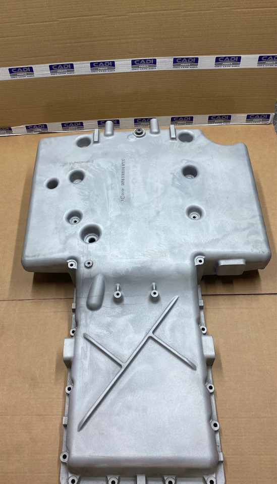 COPPA OLIO MOTORE BUS - 51058015764 - MAN D2066LOH26 - D2676LOH - Eļļas panna - Autobuss: foto 3 COPPA OLIO MOTORE BUS - 51058015764 - MAN D2066LOH26 - D2676LOH - Eļļas panna - Autobuss: foto 3