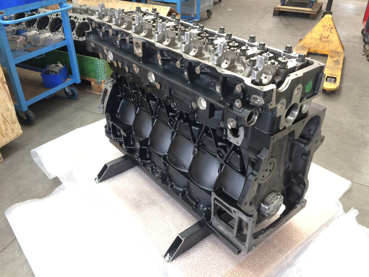 MOTORE MAN D2066LUH42 - 320CV - EEV - VERSIONE LONGBLOCK - Dzinējs: foto 3 MOTORE MAN D2066LUH42 - 320CV - EEV - VERSIONE LONGBLOCK - Dzinējs: foto 3