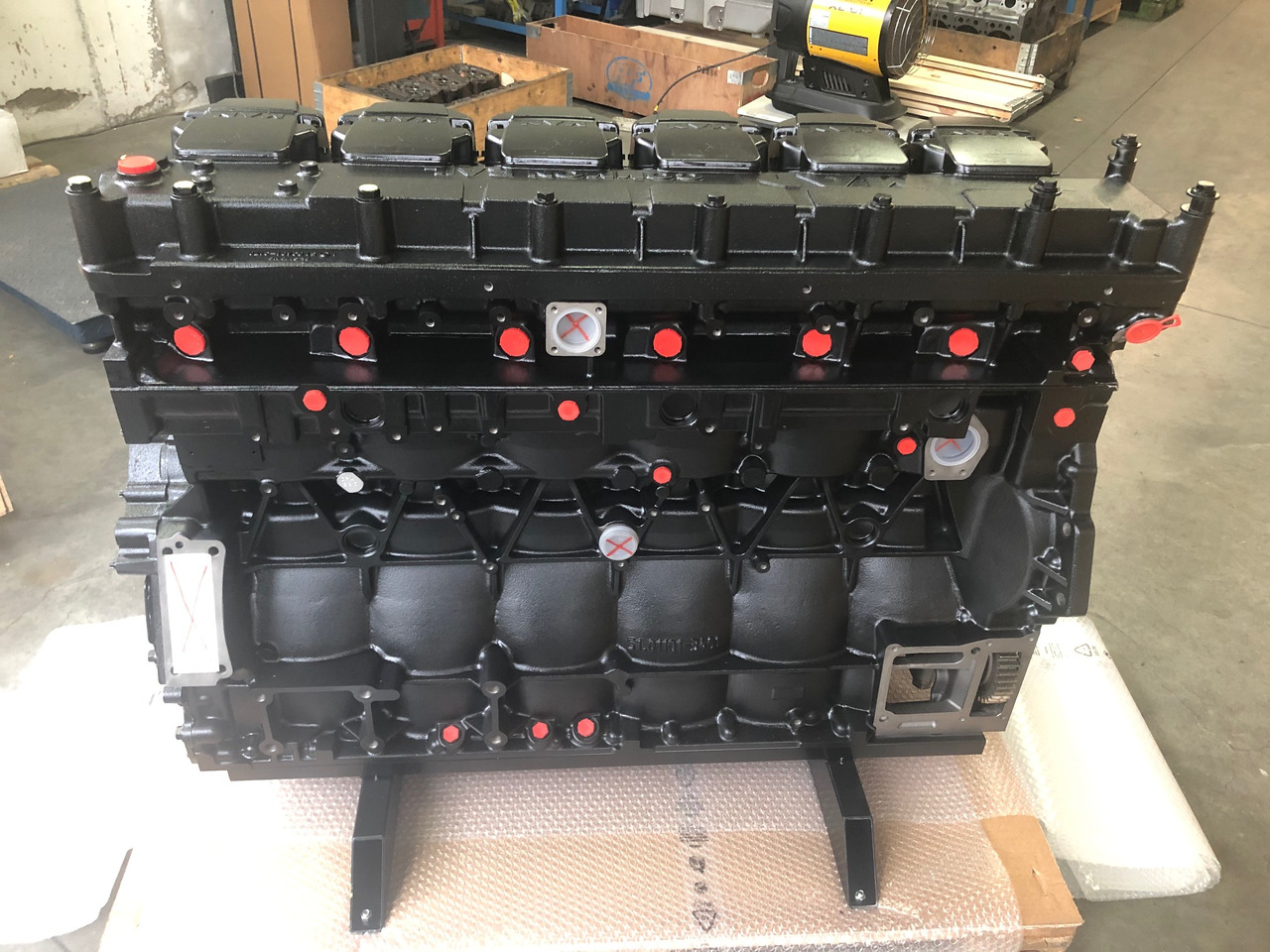 MOTORE MAN D2066LUH48 - 264kW / 360CV - EEV - Dzinējs: foto 2 MOTORE MAN D2066LUH48 - 264kW / 360CV - EEV - Dzinējs: foto 2