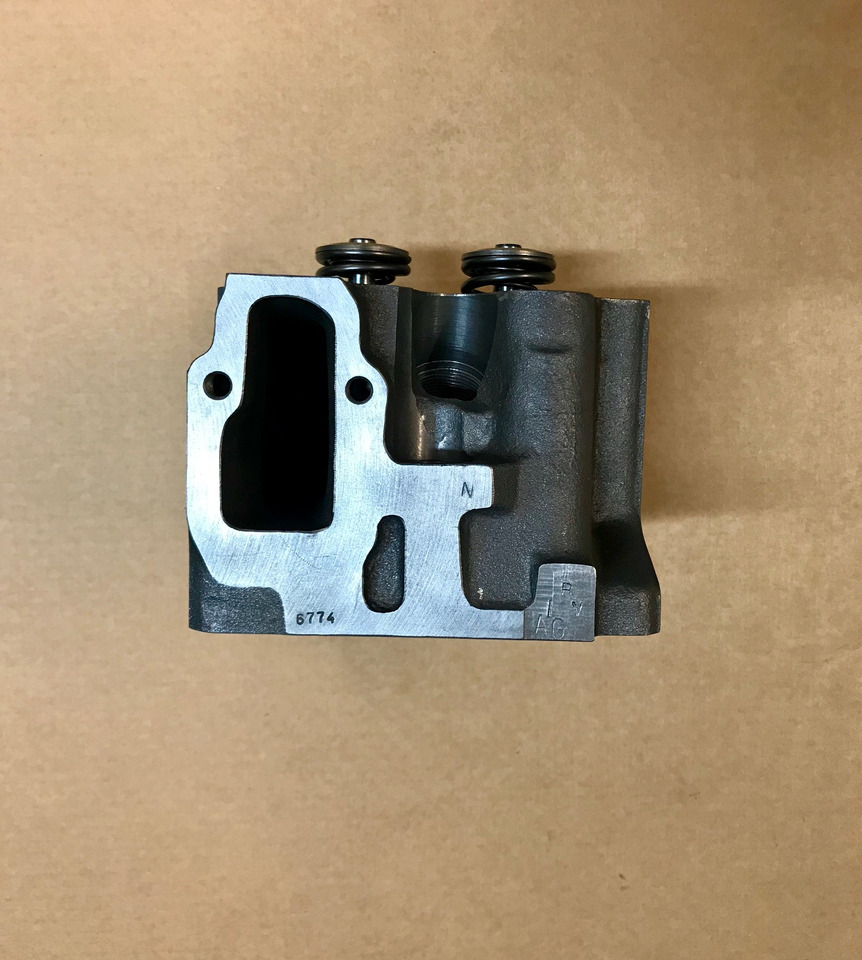 TESTATA MAN D28 - 2 VALVOLE PER CILINDRO - RIF. MAN 51031016773 / 51031016774 - Motora galva: foto 4 TESTATA MAN D28 - 2 VALVOLE PER CILINDRO - RIF. MAN 51031016773 / 51031016774 - Motora galva: foto 4