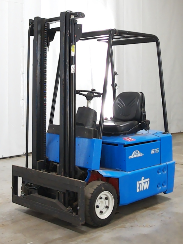 Linde E15 - Elektroiekrāvējs: foto 1 Linde E15 - Elektroiekrāvējs: foto 1
