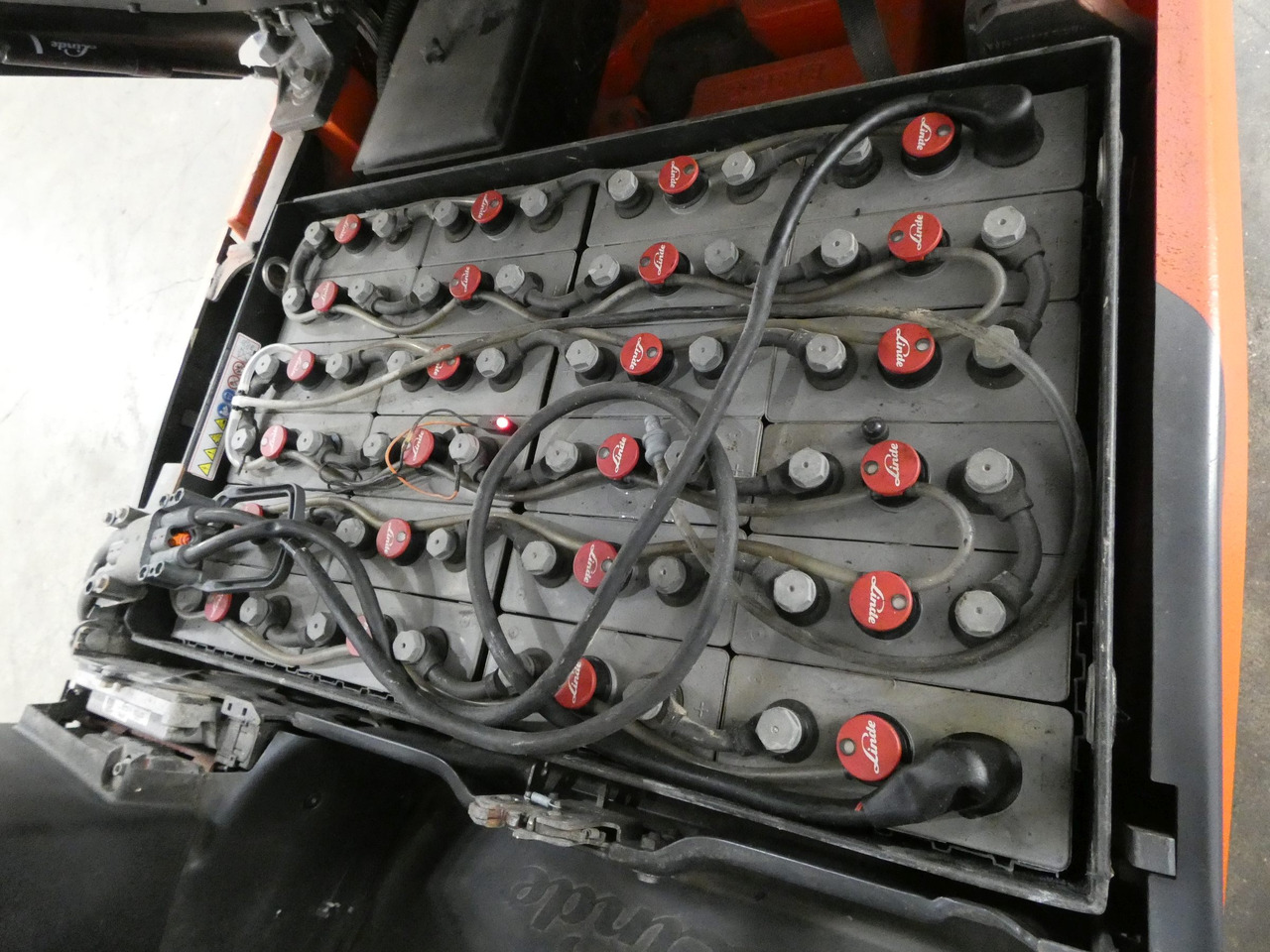 Linde E16C-02 - Elektroiekrāvējs: foto 4 Linde E16C-02 - Elektroiekrāvējs: foto 4