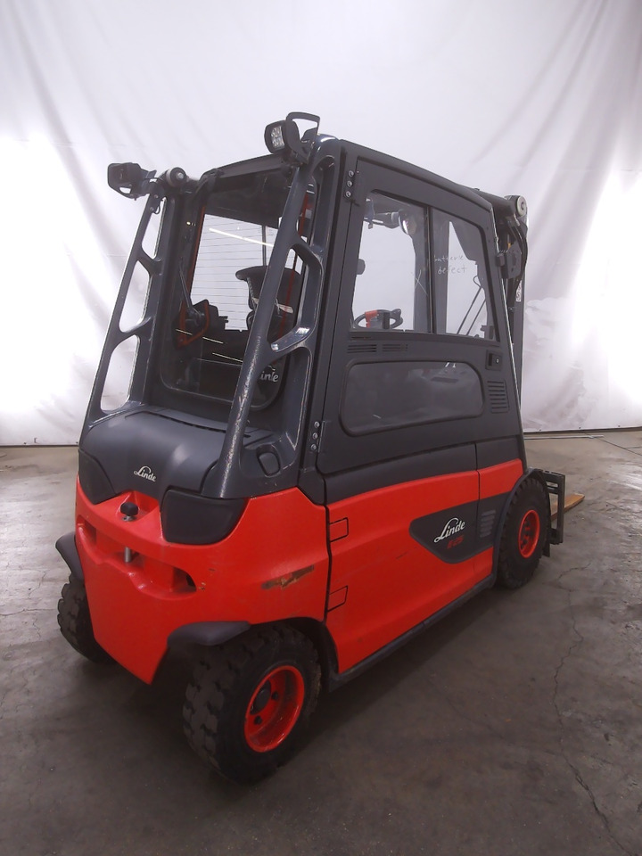 Linde E25L-01 - Elektroiekrāvējs: foto 2 Linde E25L-01 - Elektroiekrāvējs: foto 2