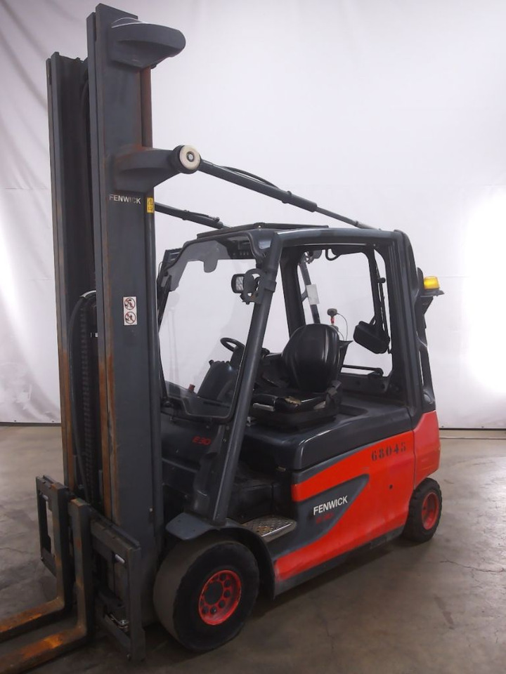 Linde E30L-01 - Elektroiekrāvējs: foto 1 Linde E30L-01 - Elektroiekrāvējs: foto 1