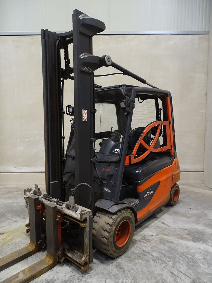 Linde E35L-01 - Elektroiekrāvējs: foto 1 Linde E35L-01 - Elektroiekrāvējs: foto 1