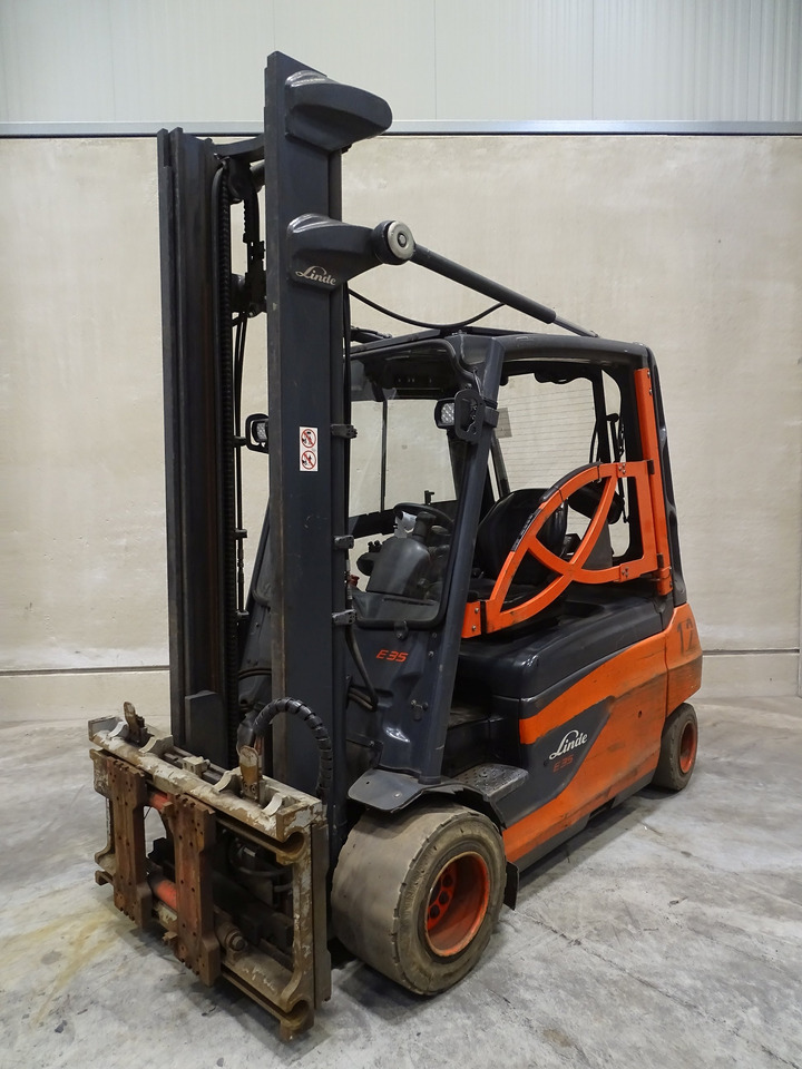 Linde E35L-01 - Elektroiekrāvējs: foto 1 Linde E35L-01 - Elektroiekrāvējs: foto 1