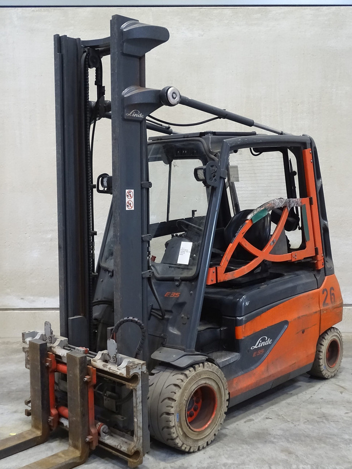 Linde E35L - Elektroiekrāvējs: foto 1 Linde E35L - Elektroiekrāvējs: foto 1