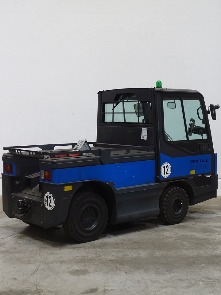 Linde P250 - Noliktavas vilcējs: foto 2 Linde P250 - Noliktavas vilcējs: foto 2