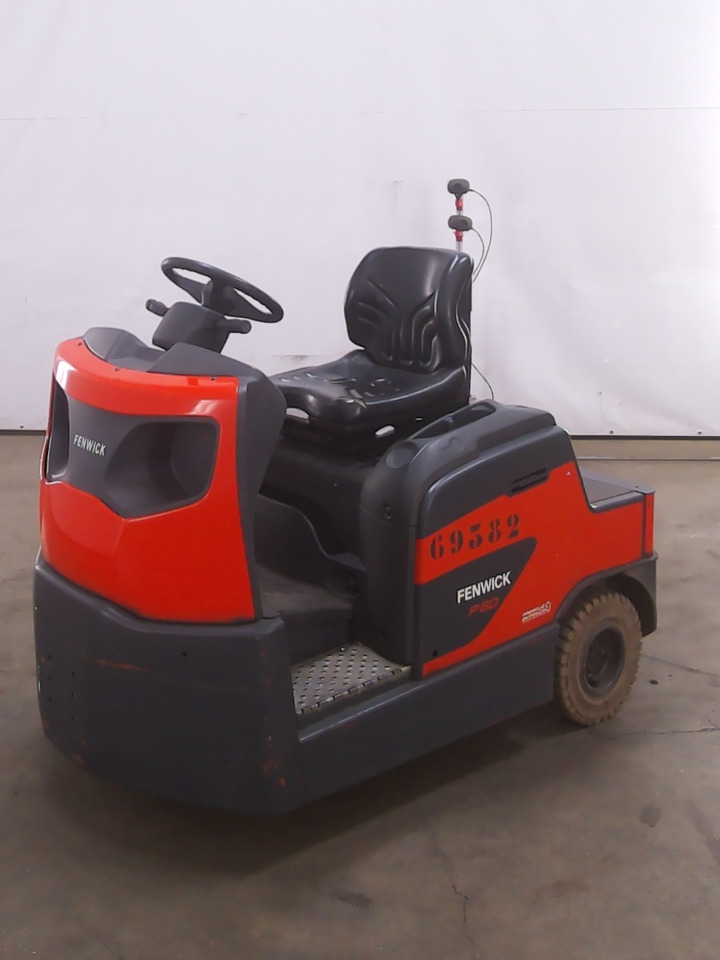 Linde P60 - Noliktavas vilcējs: foto 1 Linde P60 - Noliktavas vilcējs: foto 1