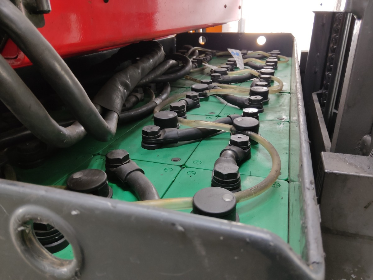 Linde R25F - Bīdmasta krautņotājs: foto 4 Linde R25F - Bīdmasta krautņotājs: foto 4