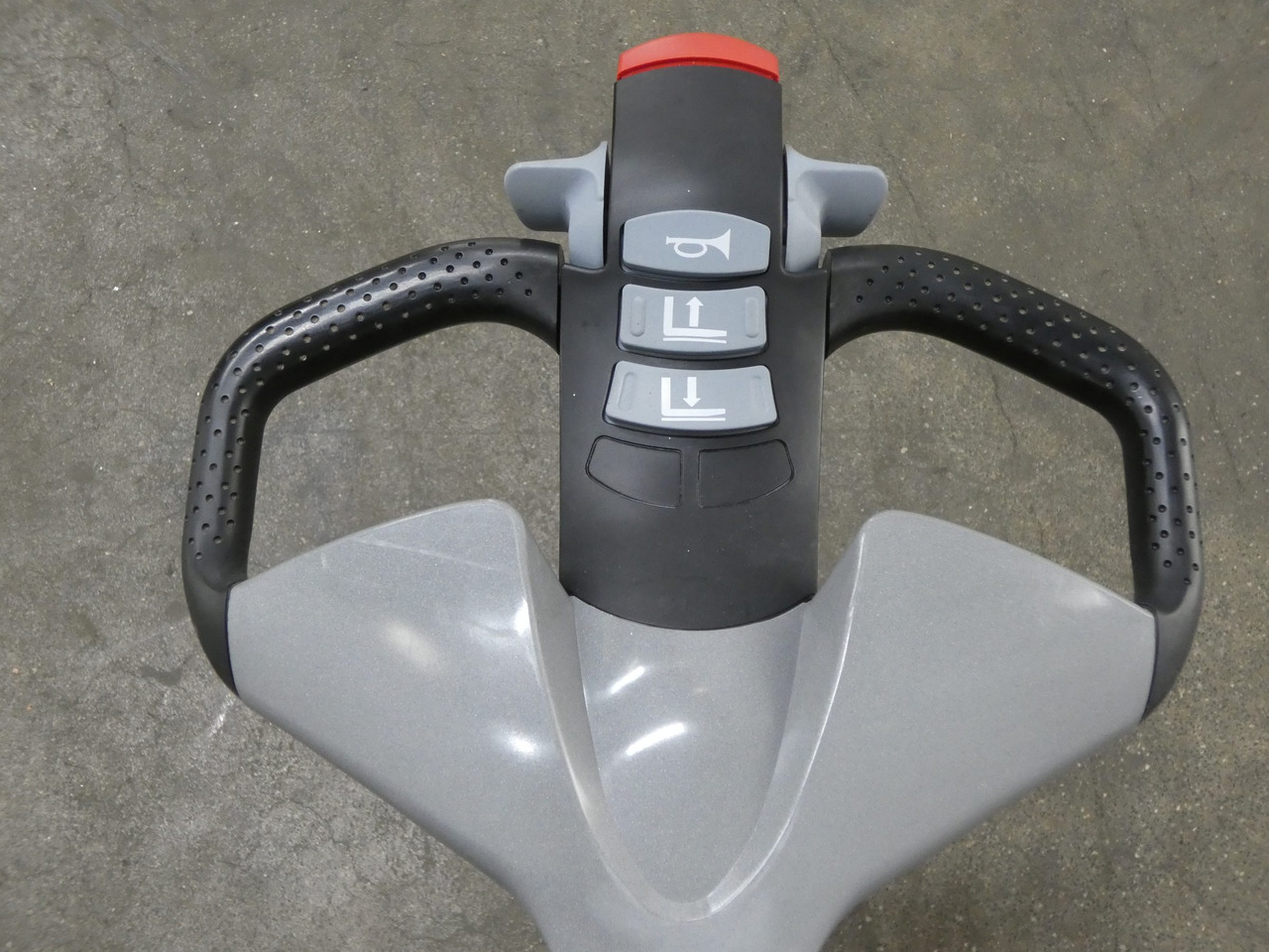 Still EXU20/BATT.NEU - Rokas palešu ratiņi: foto 3 Still EXU20/BATT.NEU - Rokas palešu ratiņi: foto 3