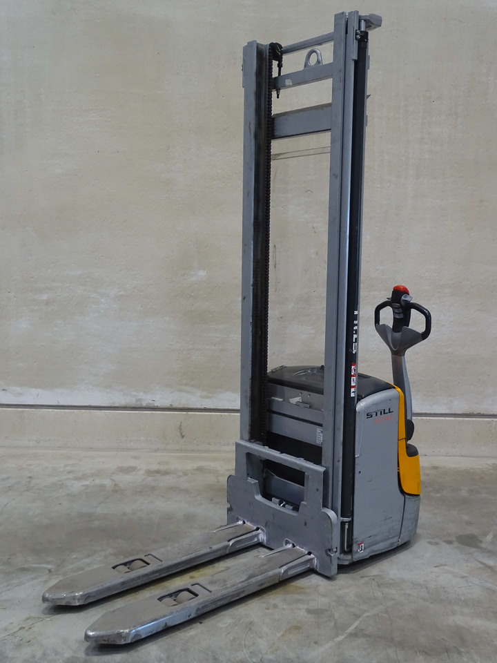 Still EXV14C - Krautņotājs: foto 1 Still EXV14C - Krautņotājs: foto 1