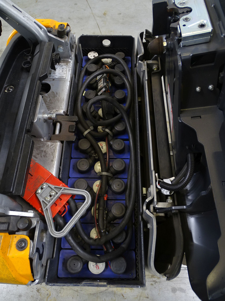 Still LTX50 - Noliktavas vilcējs: foto 4 Still LTX50 - Noliktavas vilcējs: foto 4