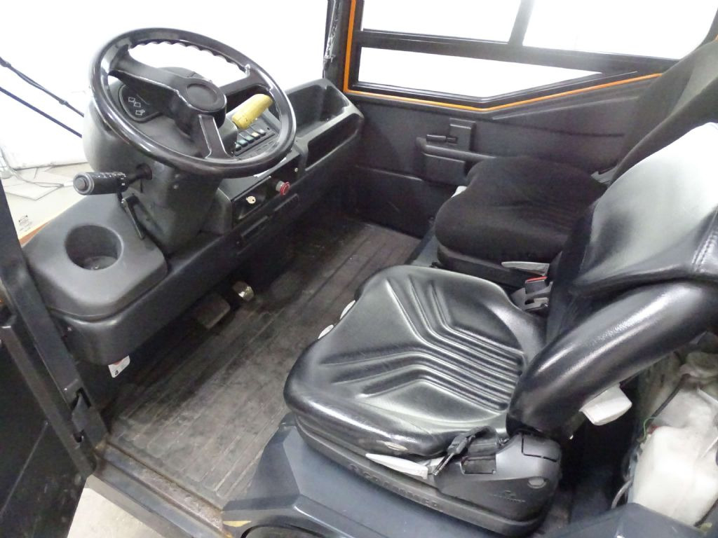 Still R07-25 - Noliktavas vilcējs: foto 3 Still R07-25 - Noliktavas vilcējs: foto 3