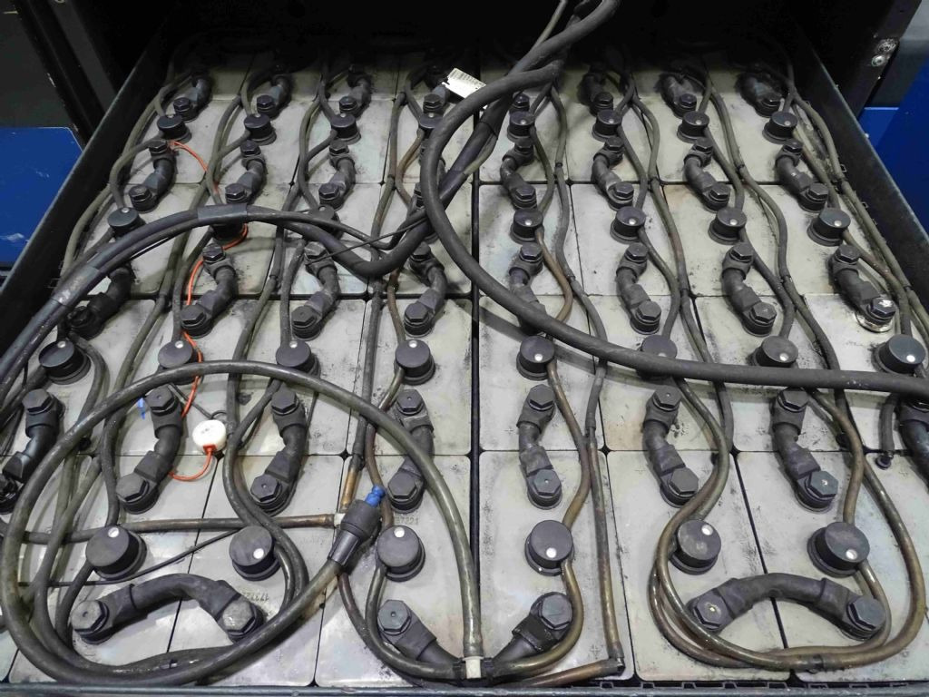 Still R07-25 - Noliktavas vilcējs: foto 4 Still R07-25 - Noliktavas vilcējs: foto 4