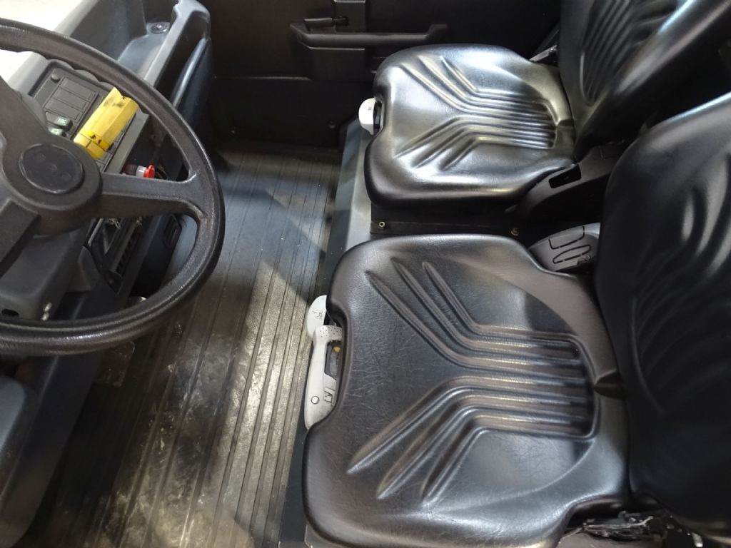 Still R07-25 - Noliktavas vilcējs: foto 3 Still R07-25 - Noliktavas vilcējs: foto 3